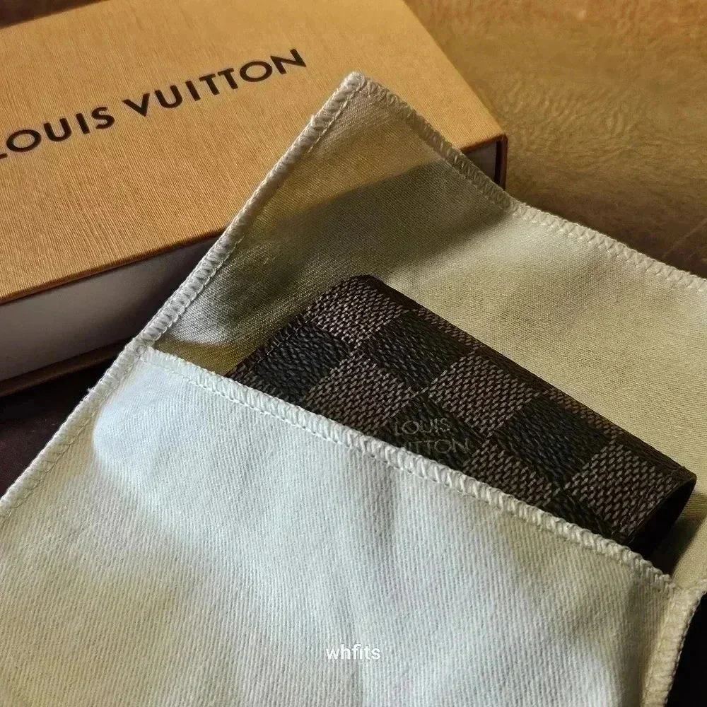 RARE Louis Vuitton Wooden Cufflinks with Ebene Damier Case, dust bag and box - Picture 6 of 6